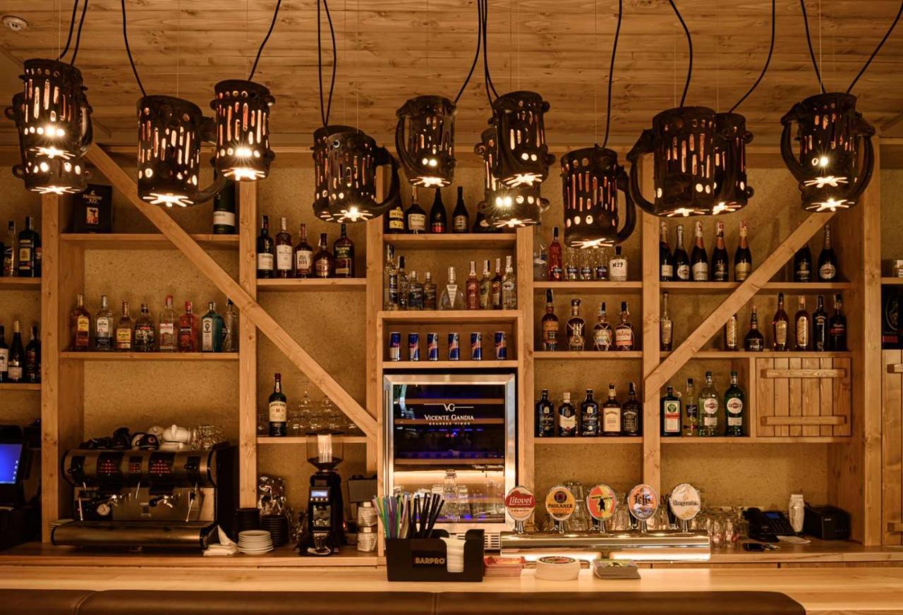 伊万诺-弗兰科夫斯克雷加斯公园酒店 外观 照片